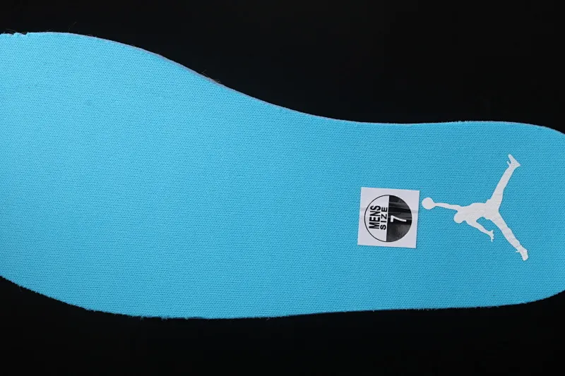 All Categories Air Jordan Jordan Series Basketball Shoes Air Jordan 1 Mid Air Jordan 1 Mid Carolina Blue AJ1 Joe 1 Lake Blue First Layer China Basketball Shoes BQ6472-114